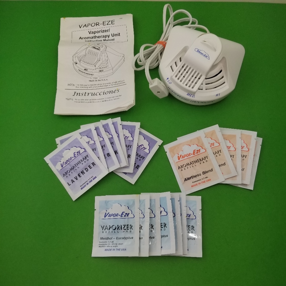 Waterless Vapor-Eze 1070 Vaporizer And Aromatherapy Diffuser Unit + 19 pads